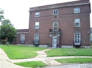 6084 W Cabanne Pl, Saint Louis, MO