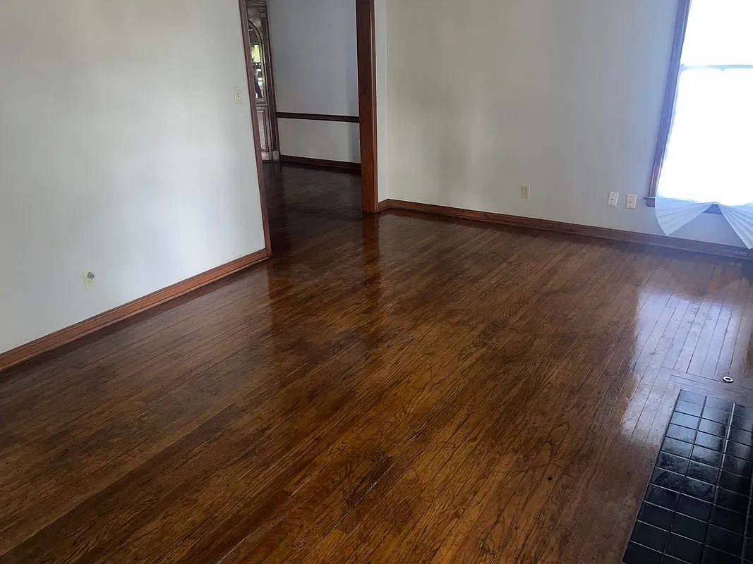 3 bed, 1.5 bath, 1518 sqft, $1,600 — Photo 3