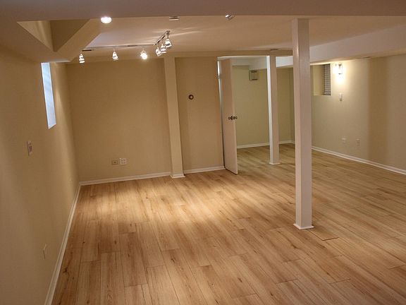 4th image of 527 N Marshfield Ave