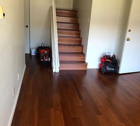 2nd image of 990 Nora Way APT 4