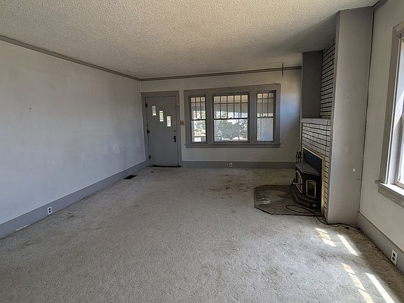 5th image of 214 N Buena Vista Avenue Jefferson St #252-W-237