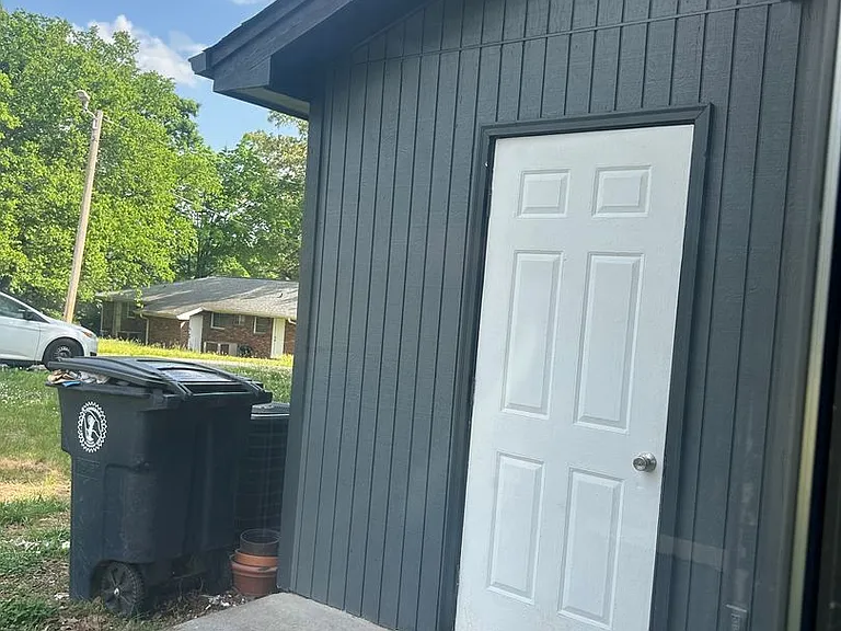 406 Alice Drive — Photo 7