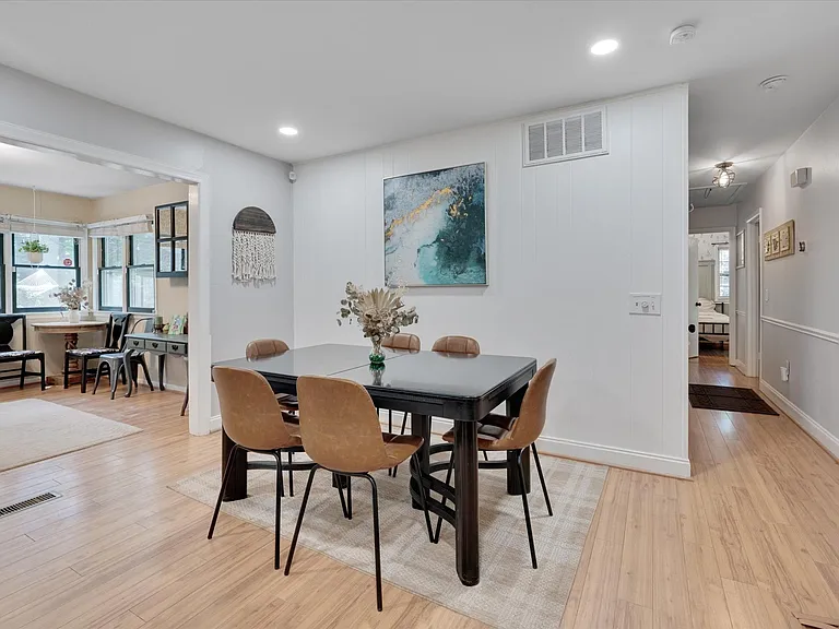 409 Northclift Dr — Photo 13