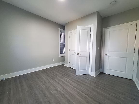3rd image of 306 Ege Ave APT 1L