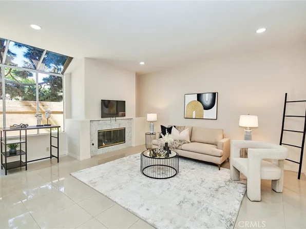 55 Vassar Aisle #205, Irvine, CA 92612