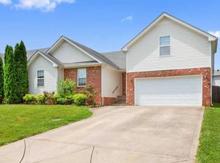 2816 Sharpie Dr, Clarksville, TN 37040