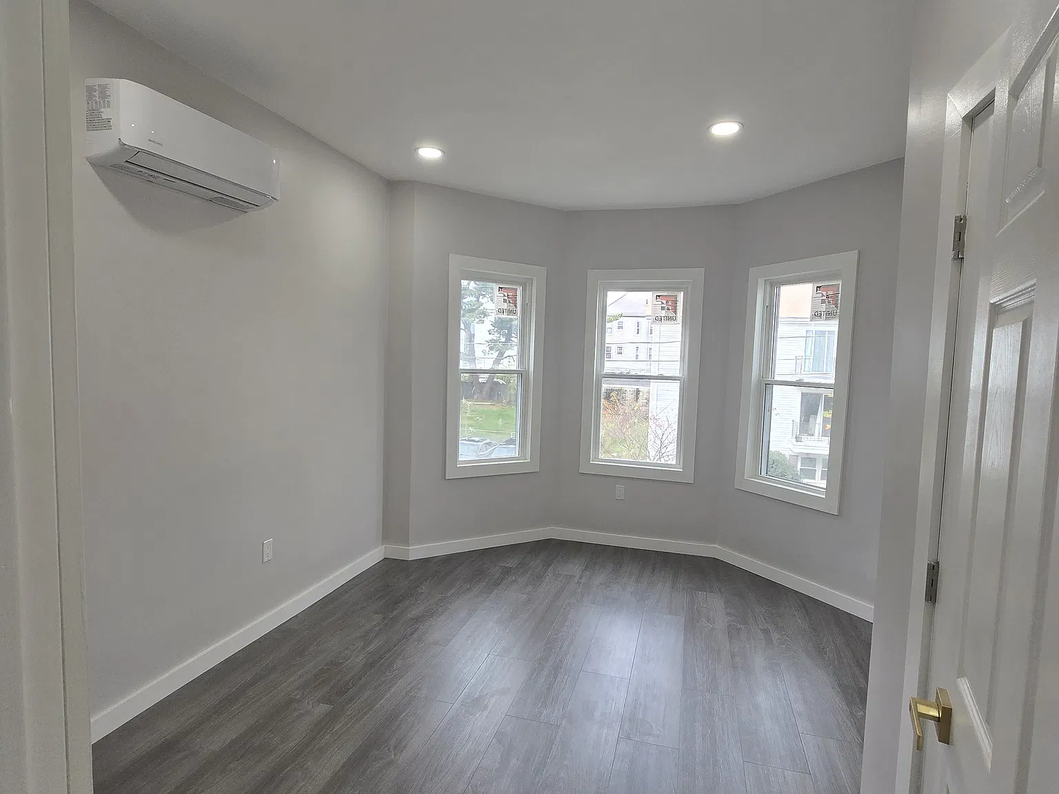 2 bed, $2,000 — Photo 2