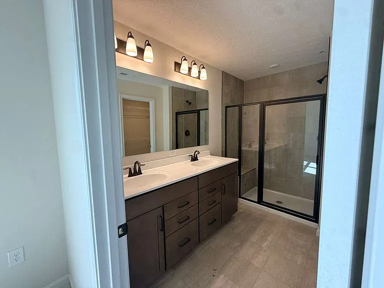 7231 Grandway Dr — Photo 23