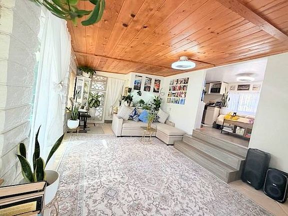 2nd image of 25484 Lake Wohlford Rd #C2