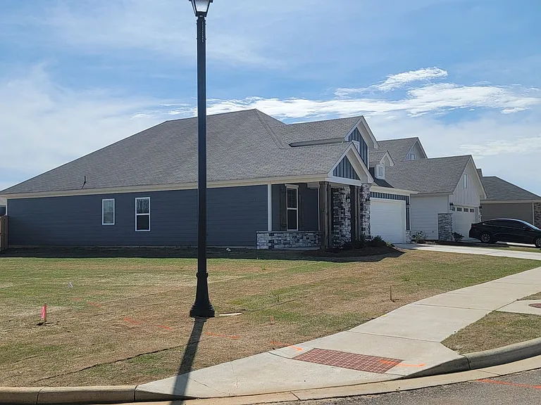 857 Hedgefield Way — Photo 48