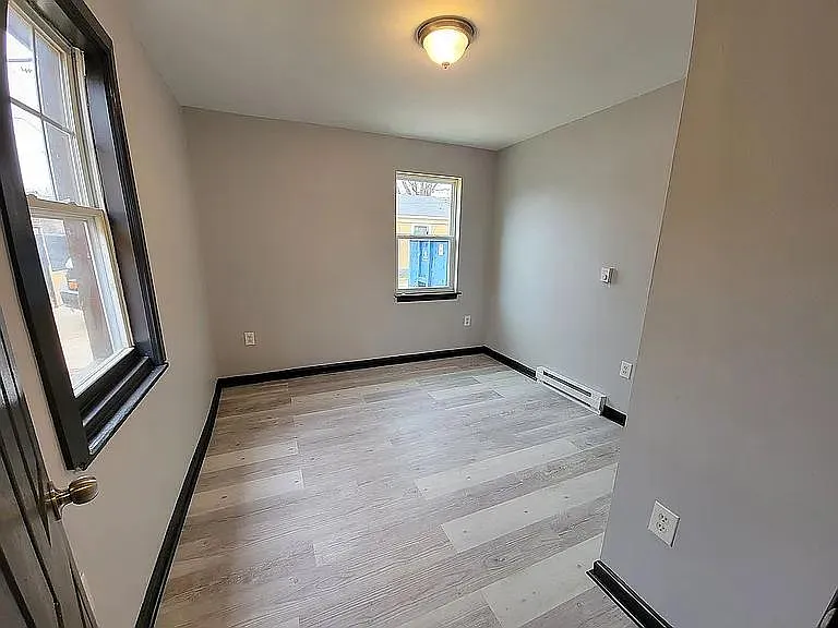 1680 Kansas St