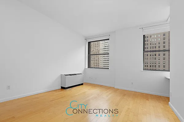 Rented by City Connections Realty | media 4