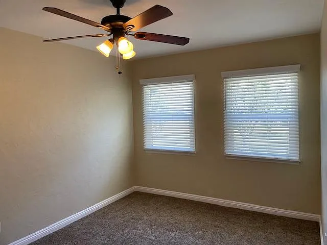 4303 Linwood Pl — Photo 10