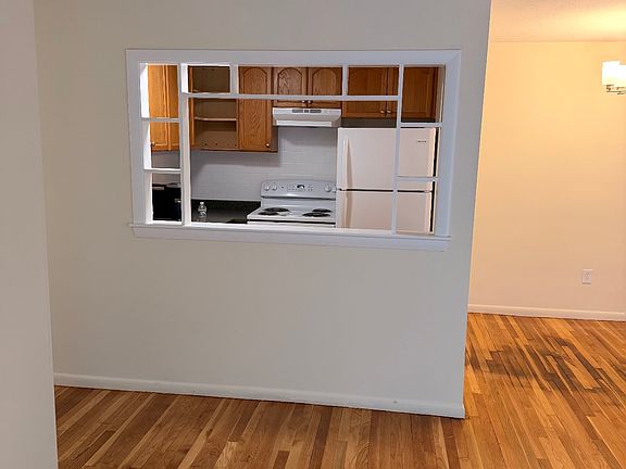 3rd image of 200 Central St APT 5