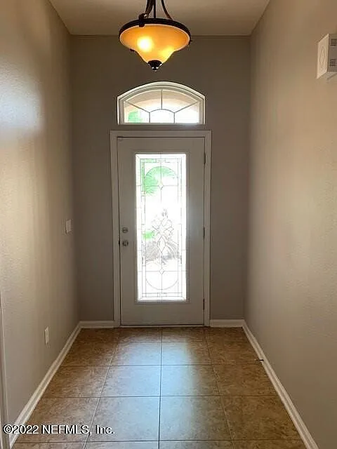 4 bed, 3.0 bath, 2311 sqft, $2,495 — Photo 2