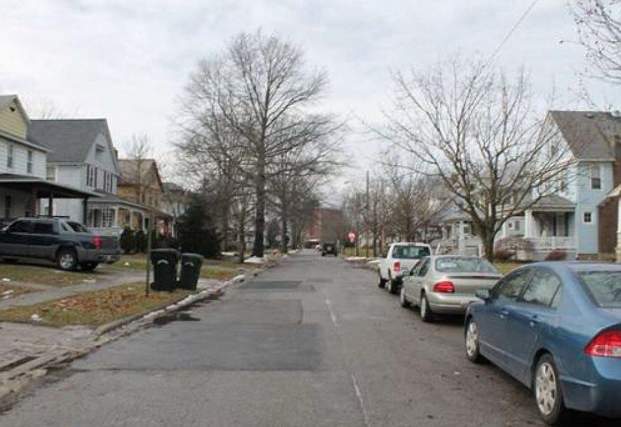 2nd image of 420 Kenyon Ave