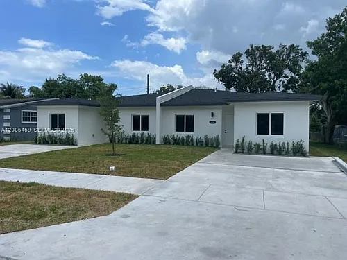 1234 NW 102nd St #2 Photo 1