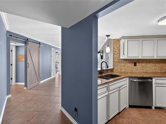 4th image of 15002 Windward Dr Unit 207