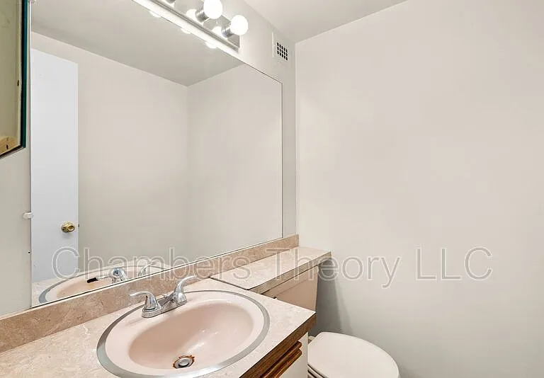 4241 Columbia Pike #101 — Photo 16