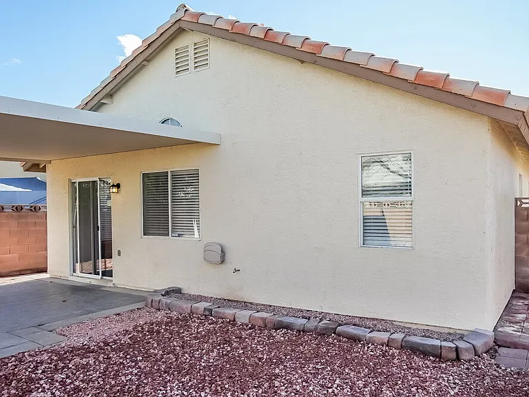 7028 Village Shore Ct — Photo 15