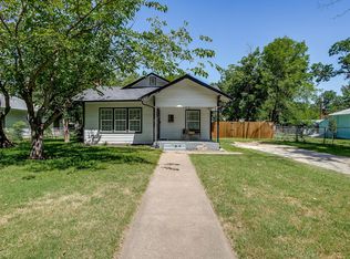 404 Poindexter Ave, Cleburne, TX 76033