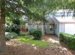 9910 SW Davies Rd, Beaverton, OR 97008