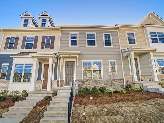 5th image of 9528 Ainslie Downs St
