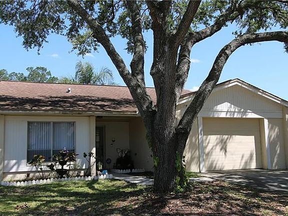 2nd image of 1603 Palm Leaf Dr