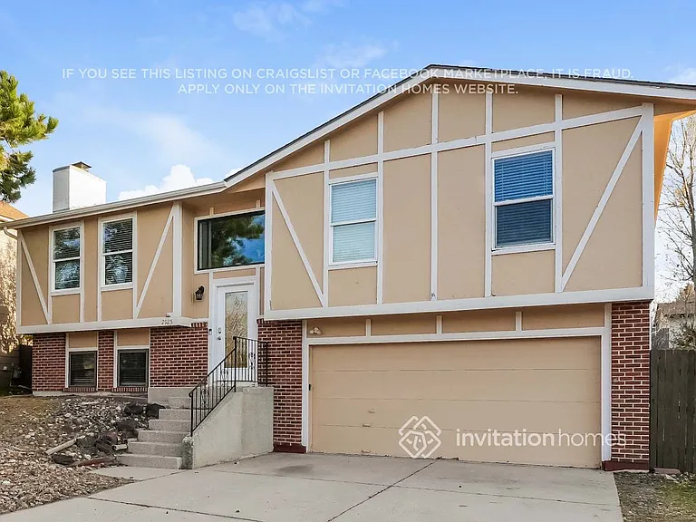 2925 Rhapsody Dr — Photo 4