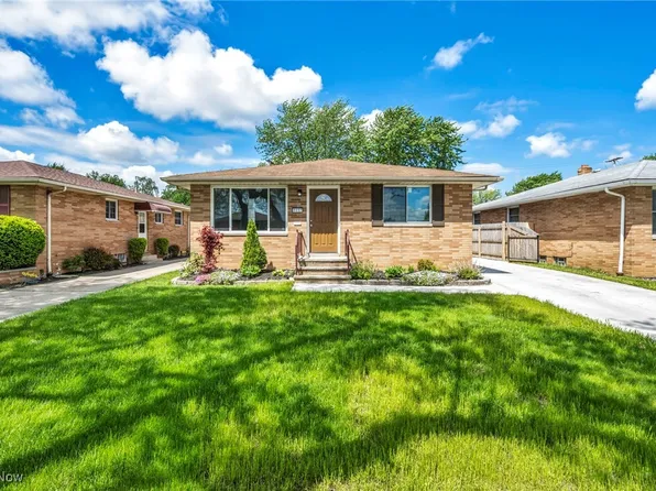 4482 W 144th St, Cleveland, OH 44135