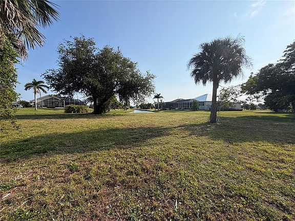 3rd image of 24360 San Rafael Rd #1