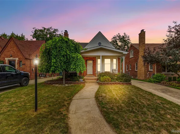 426 N Rosevere Ave, Dearborn, MI 48128