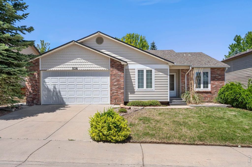 526 Dunraven Dr