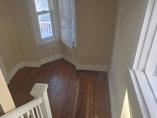 (undisclosed Address), Dorchester Center, MA 02124