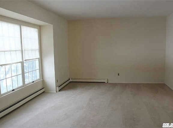 3rd image of 24 Stacy Dr