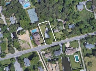 61 Middle Pond Rd, Southampton, NY 11968
