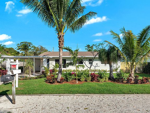 3rd image of 2028 Collier Ave