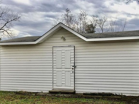 2nd image of 4016 Charter Dr