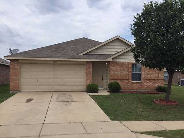1st image of 1501 Queens Brook Ln