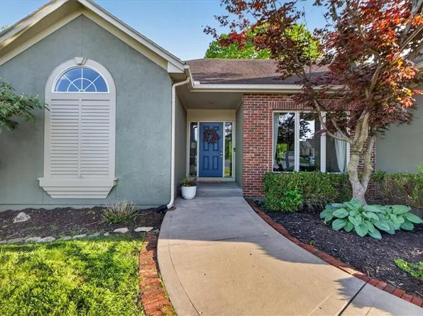 5102 NW Belton Ct, Riverside, MO 64150