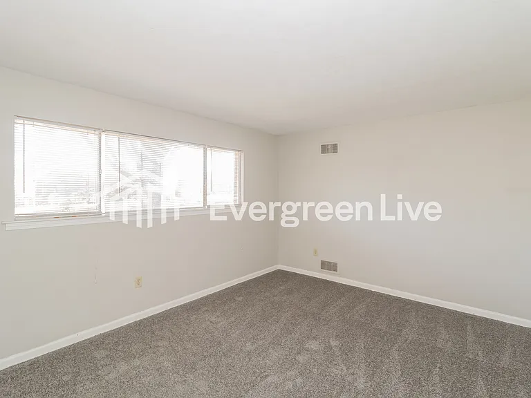 3404 Renault St — Photo 7