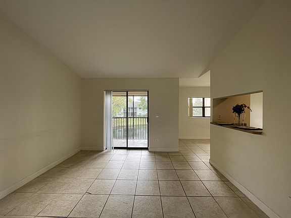 4th image of 3957 NW 87th Ave #1