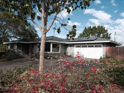 2345 Alta Vista Dr, Vista, CA, 92084