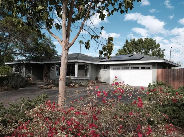 2345 Alta Vista Dr, Vista, CA 92084