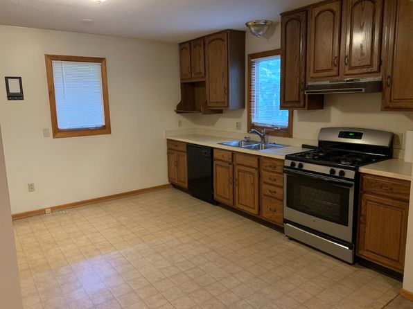 5211 Portage St NW #1