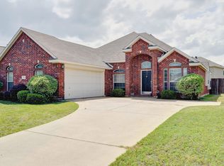 211 Cabotwood Trl, Mansfield, TX 76063