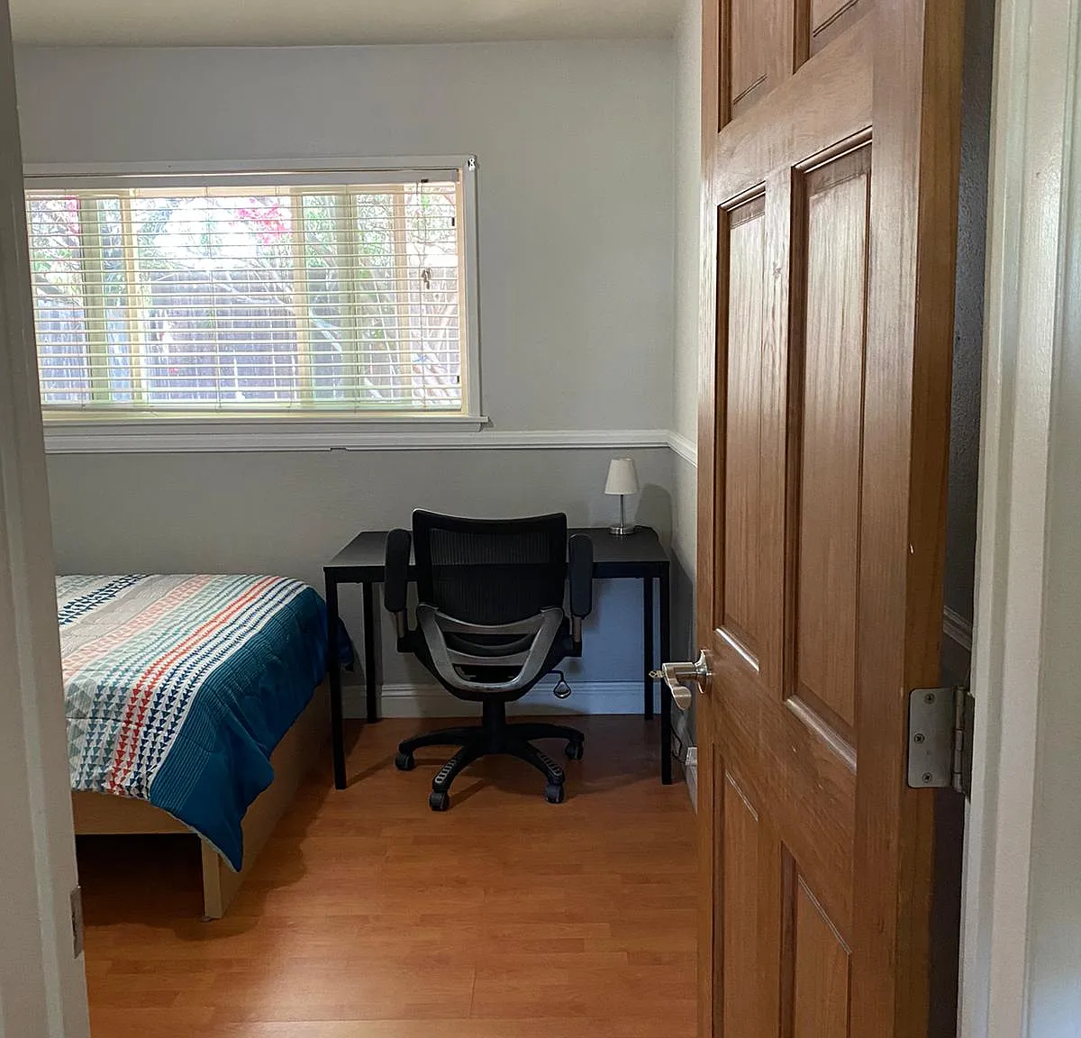 117 E Campus View Drive — Photo 3