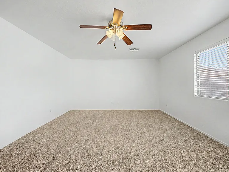 16818 W Marshall Ln — Photo 8