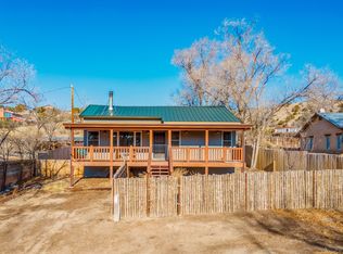 163 Old Lamy Trl, Lamy, NM 87540