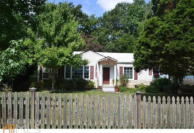 1st image of 2510 Davis Dr SE